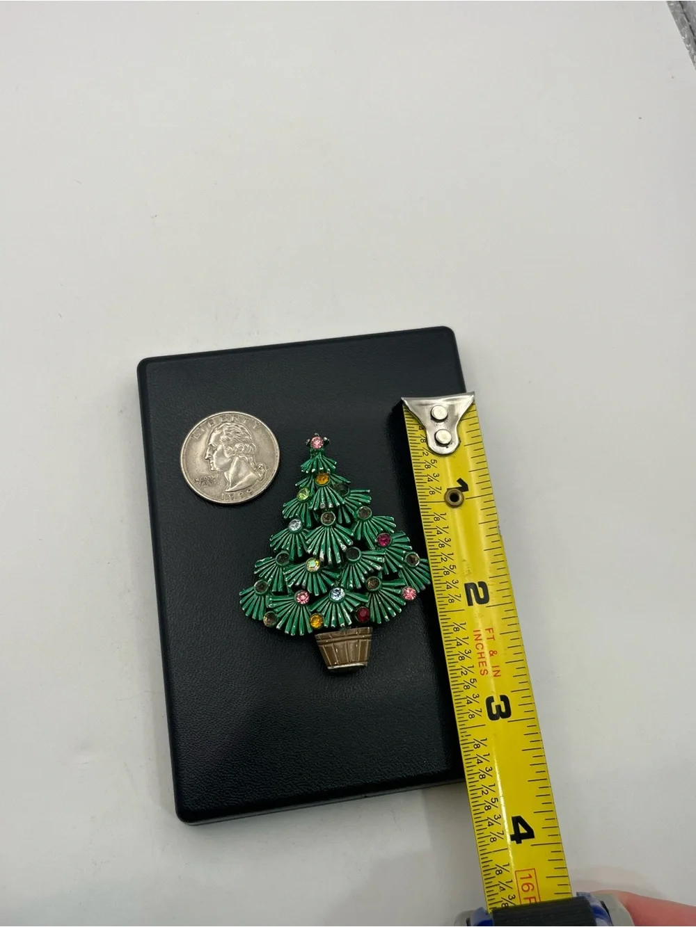 Christmas tree holiday multi colored rhinestone enamel Mid century brooch pin
